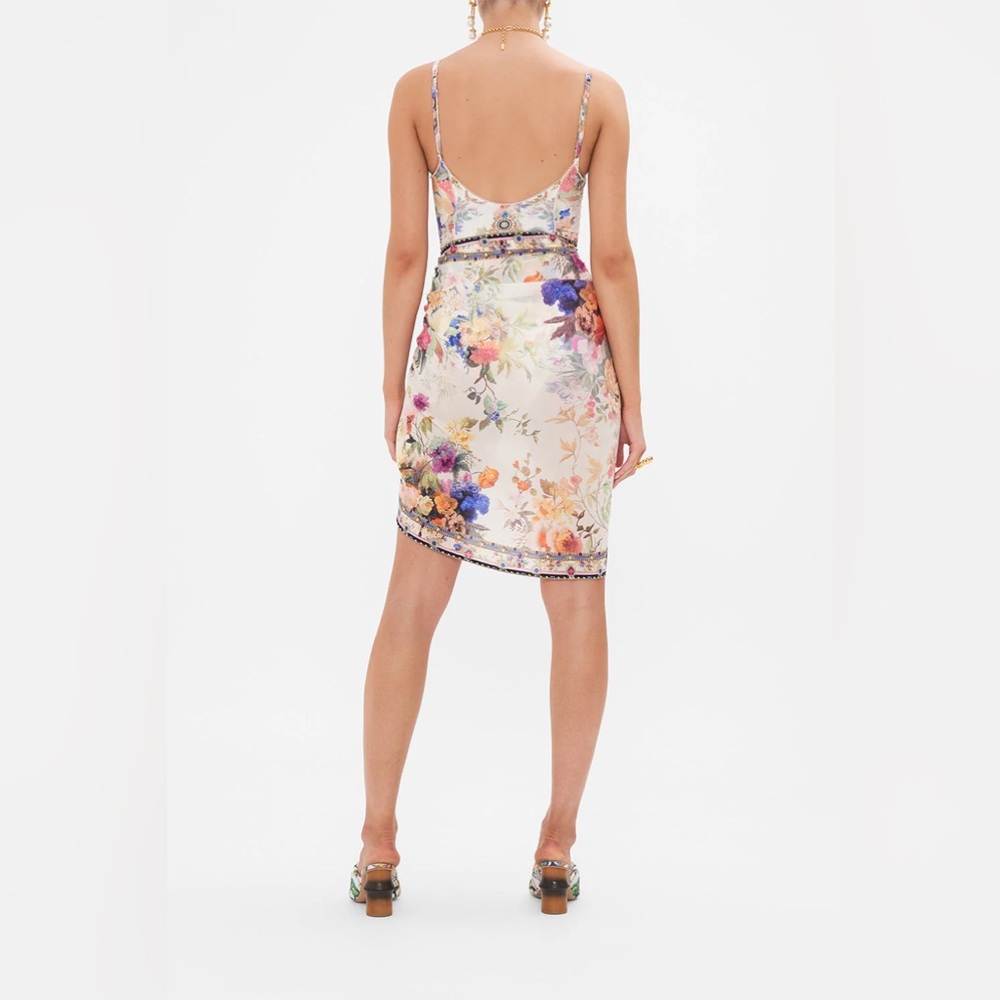 Camilla “Friends With Frescos” ivory cotton silk floral short sarong coverup - Picture 4 of 8